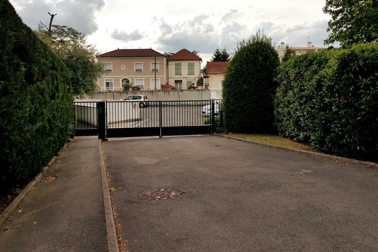 Appartement Centre Ville Proche Paris Disney Vincennes Transports Joinville-le-Pont Exterior photo